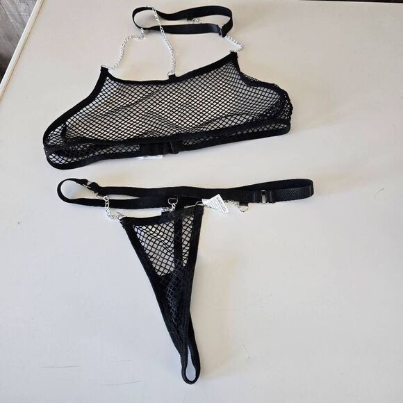 Sexy Black Fishnet Lingerie Set With Chains NWOT - Picture 2 of 4